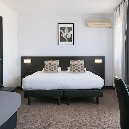 Western Mediterranee 3* Ментона